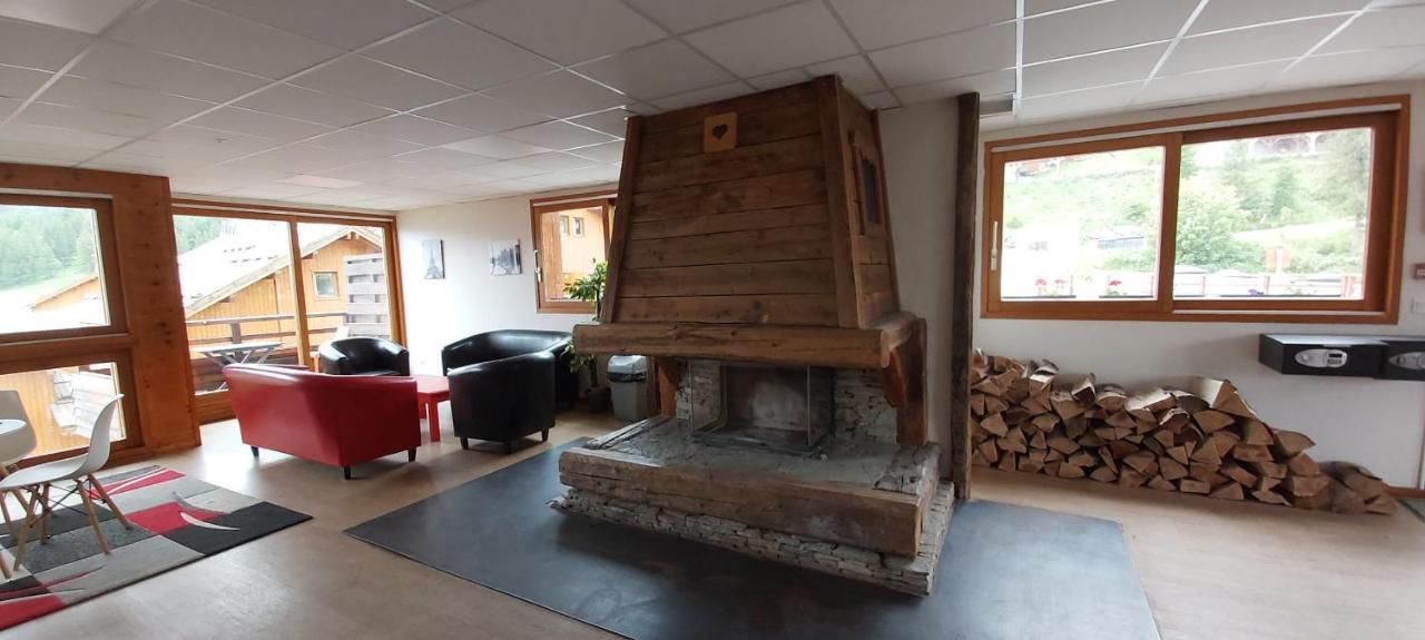 ピュイ・サン・ヴァンサンLocabed Le Hameau Des Ecrinsアパートメント エクステリア 写真